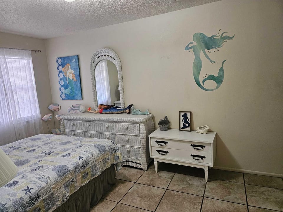 Professor Rousseau's Mermaid Lagoon Apartment in Florida