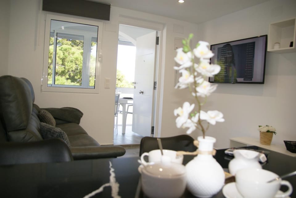 Luxury Bungalow Costa Blanca Ground Floor, StayOrihuelaCosta, Lago Jardín 1 #PRP003 Apartment in Vega Baja del Segura