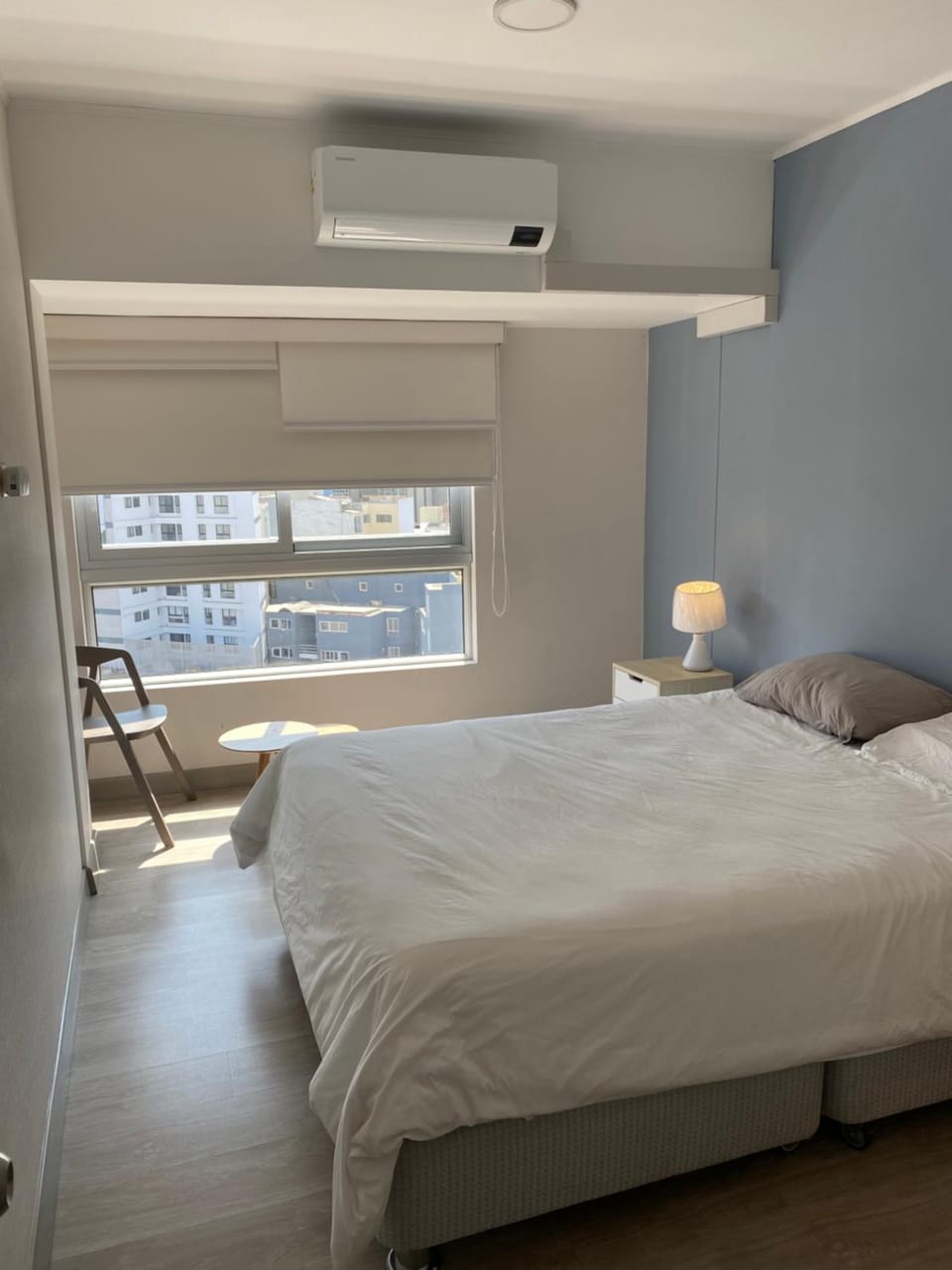 Bedroom, air conditioner