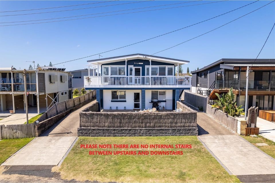 Pet friendly Anna Bay Beach Shack, 44 Ocean Avenue - fantastic 2 storey house with spectacular views House in Anna Bay
