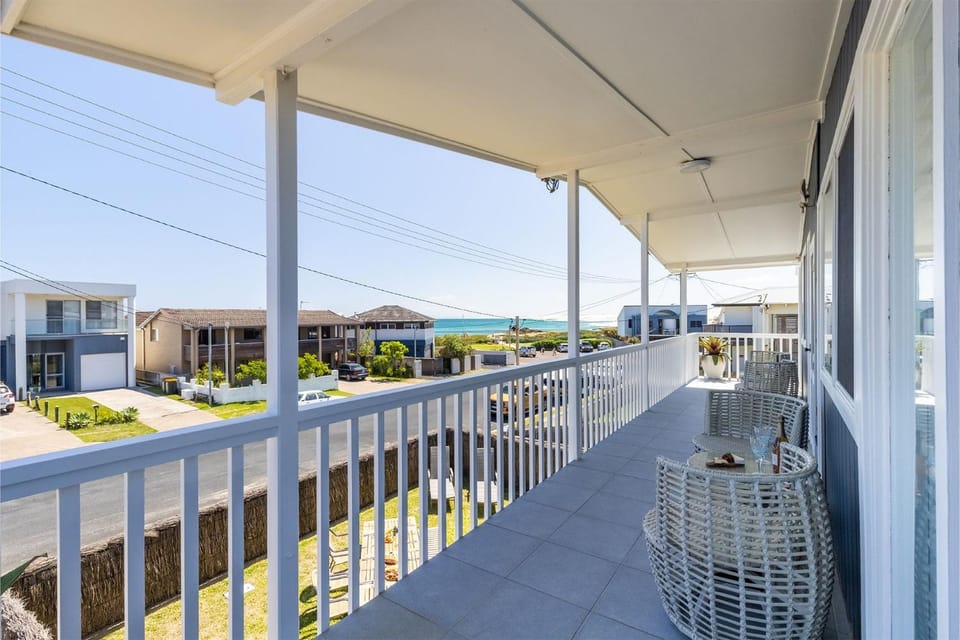 Pet friendly Anna Bay Beach Shack, 44 Ocean Avenue - fantastic 2 storey house with spectacular views House in Anna Bay