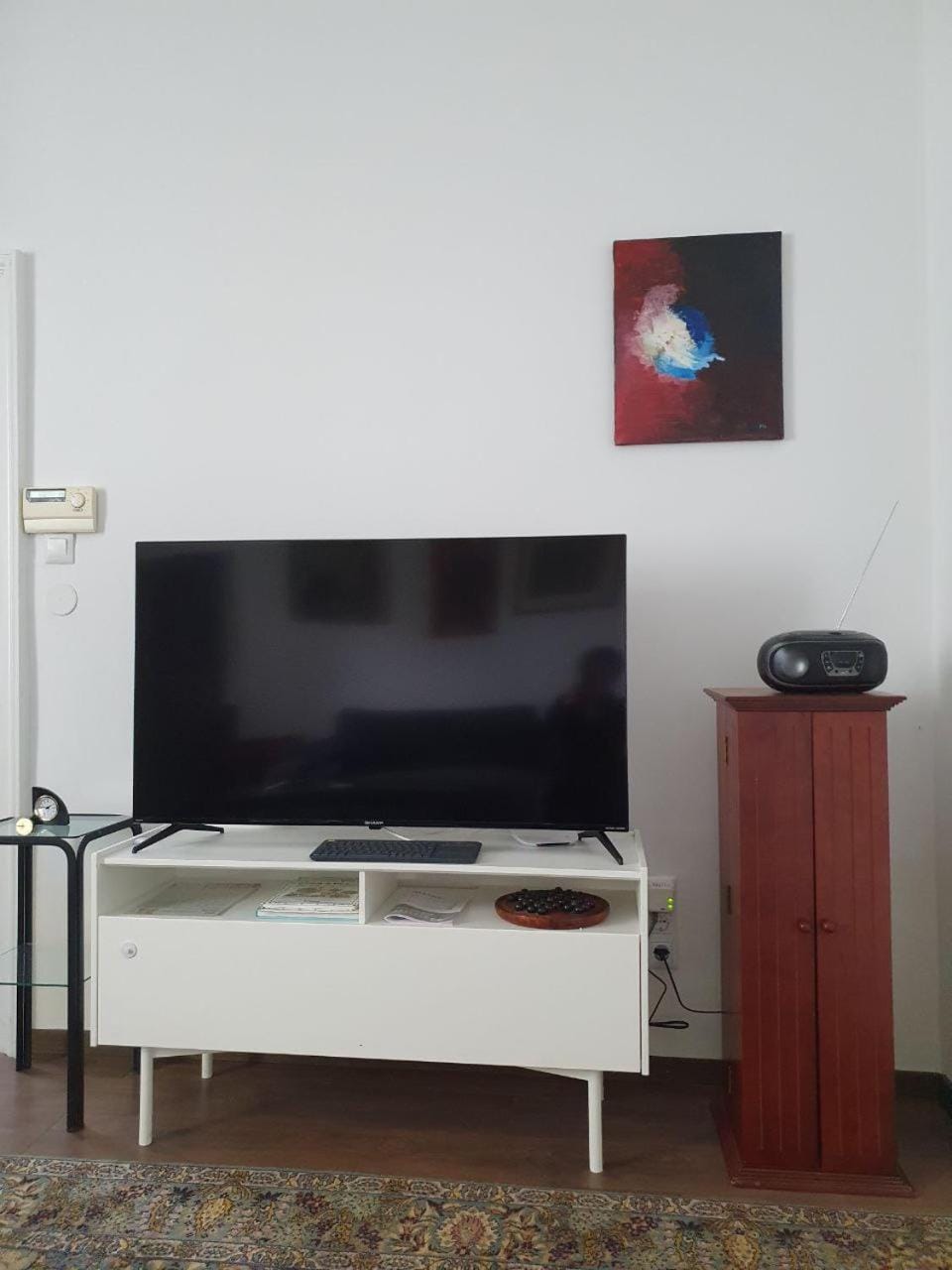 TV and multimedia, Living room, Evening entertainment