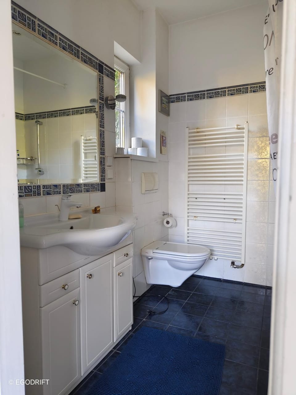 Shower, Toilet, Bathroom, Bath