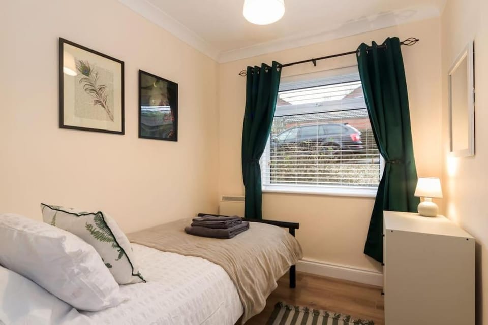 Elegant three bed bungalow Apartment in Lincoln