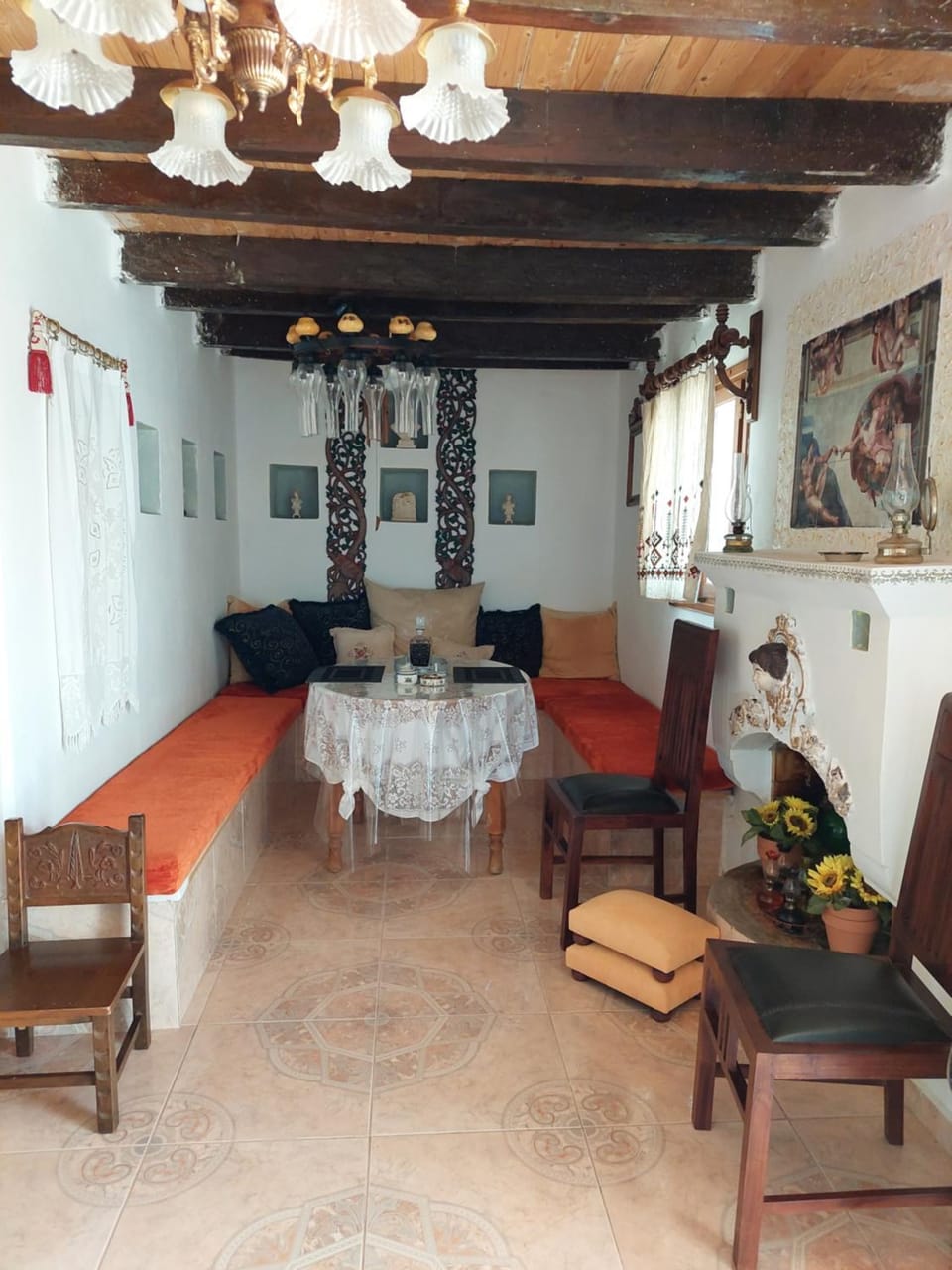 Living room, Seating area, Dining area