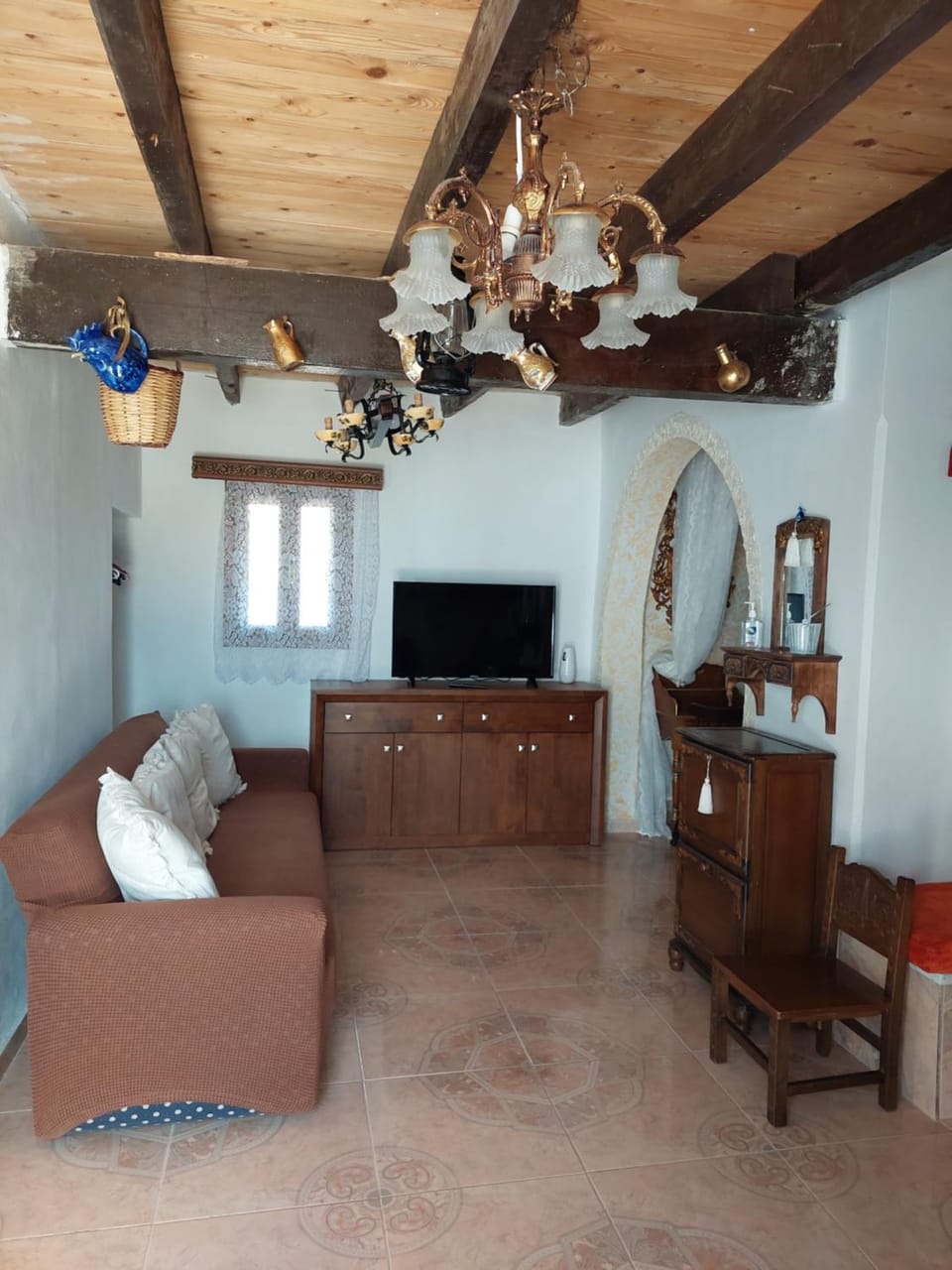 Communal lounge/ TV room, TV and multimedia, Seating area