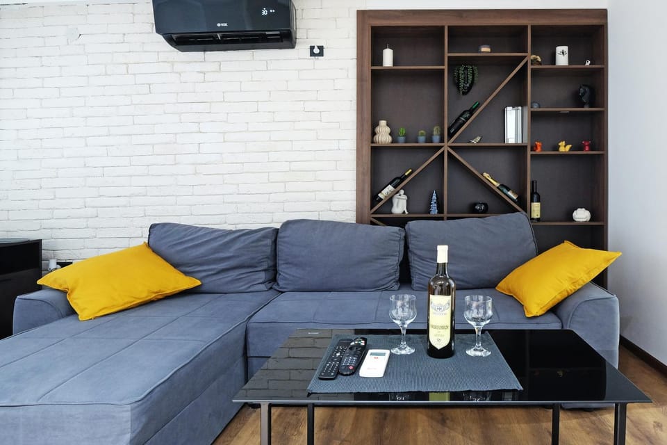 Day, Living room, Decorative detail, Seating area, Time of day, air conditioner