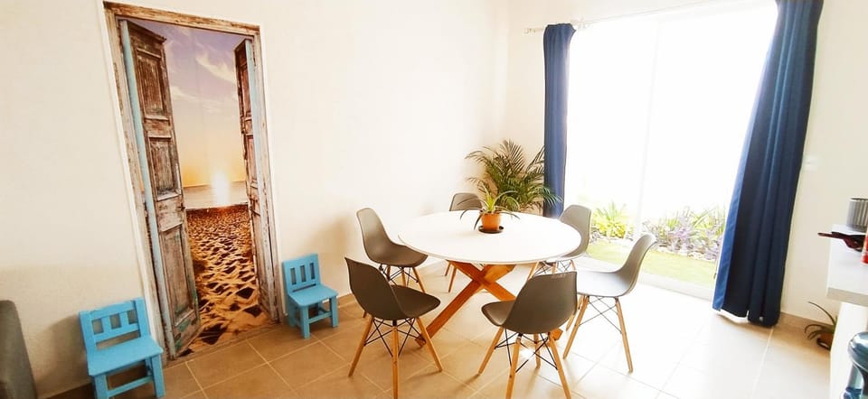 Dining area, Garden view