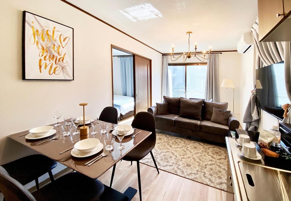 Living room, Photo of the whole room, Seating area, Dining area