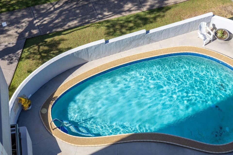 Pool view, Swimming pool
