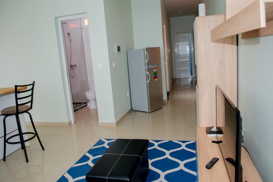 TV and multimedia, Kitchen or kitchenette, Dining area