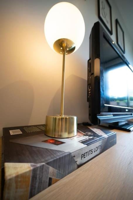 Air-conditioned apartment with private parking Apartment in Marseille