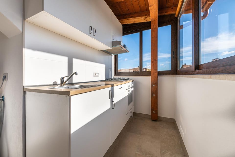 Property building, Kitchen or kitchenette, Living room