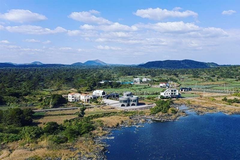 Off site, Landmark view