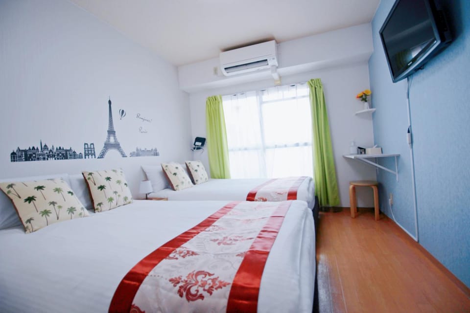HOTEL AARON通天西 Apartment in Osaka