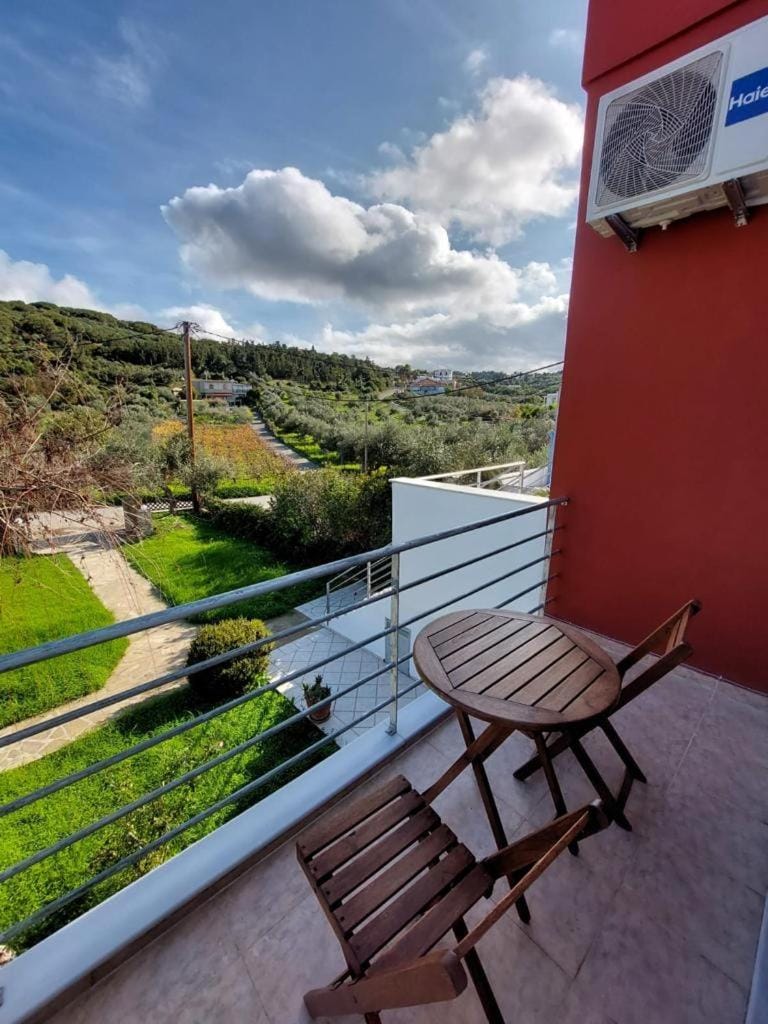 Natural landscape, View (from property/room), Balcony/Terrace