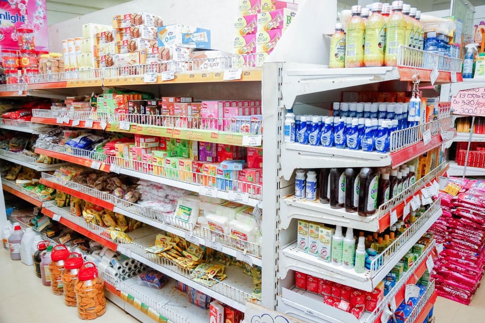Supermarket/grocery shop