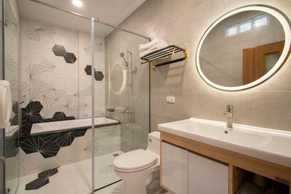Toilet, Bathroom, Bath, towels
