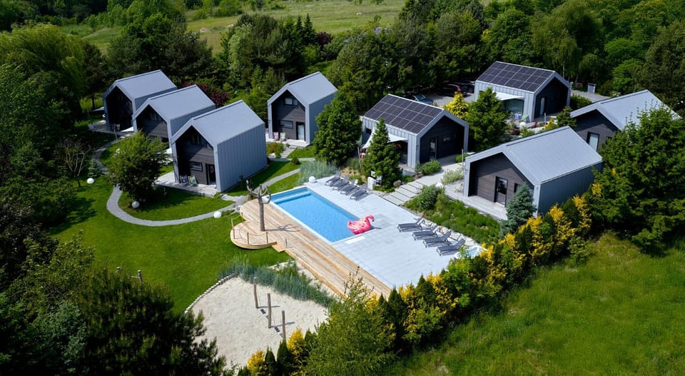Day, Natural landscape, Bird's eye view, Garden, Garden view, Pool view, Swimming pool