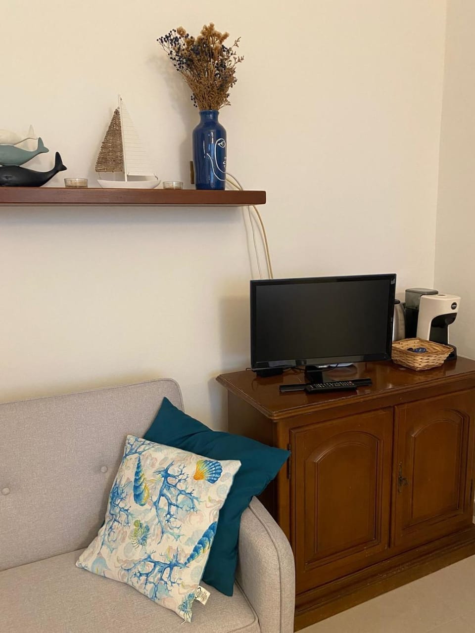 TV and multimedia, Living room