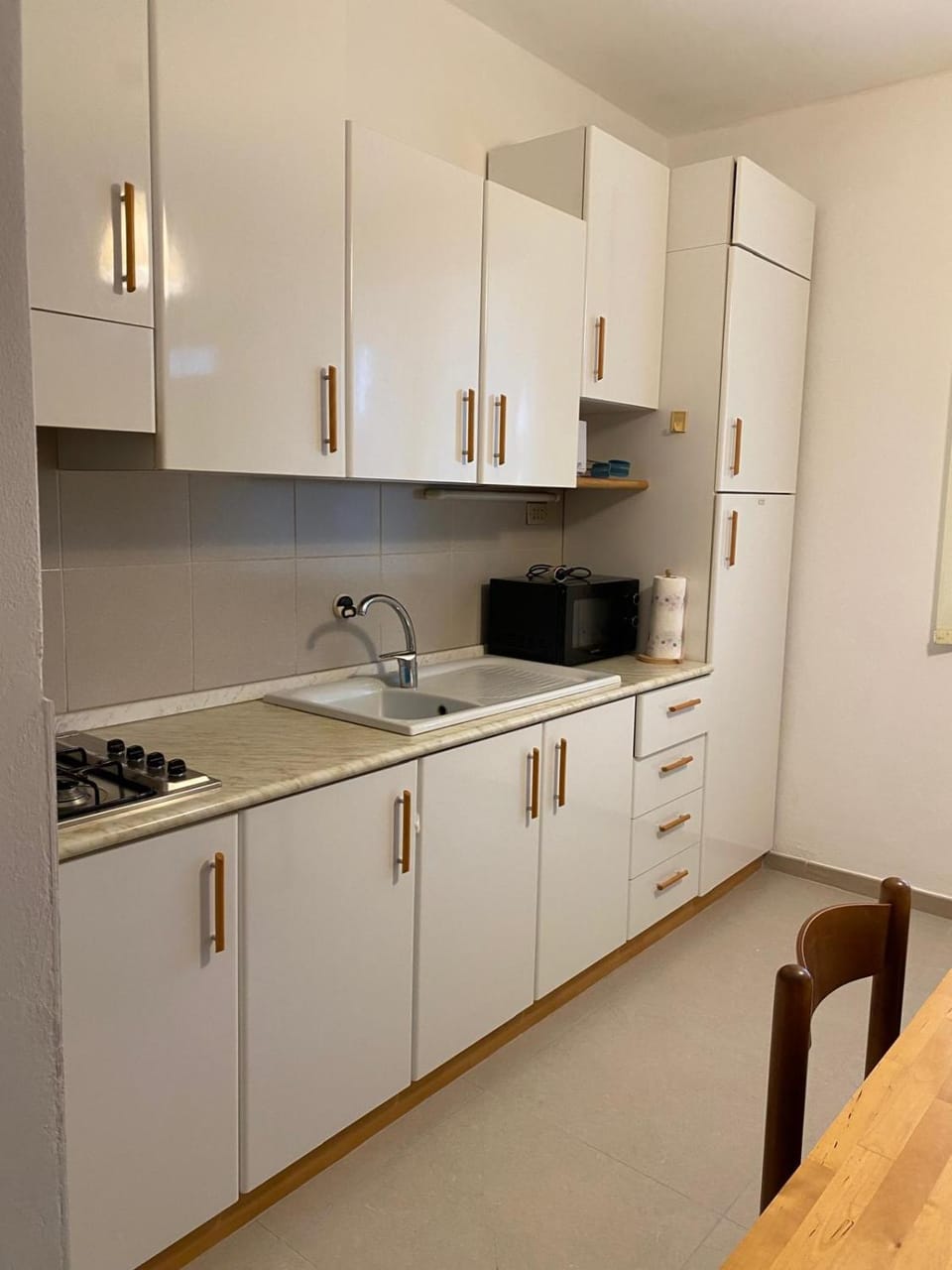 Kitchen or kitchenette, kitchen