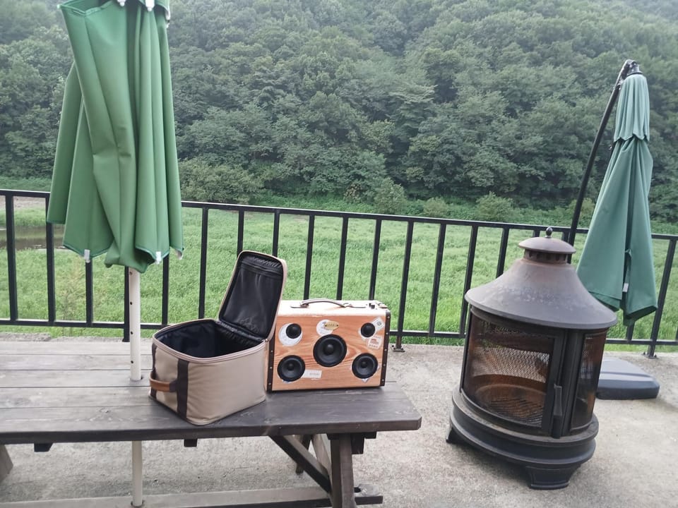 Balcony/Terrace, Mountain view