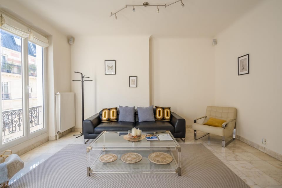 Appartement Tour Eiffel & Trocadéro Apartment in Paris