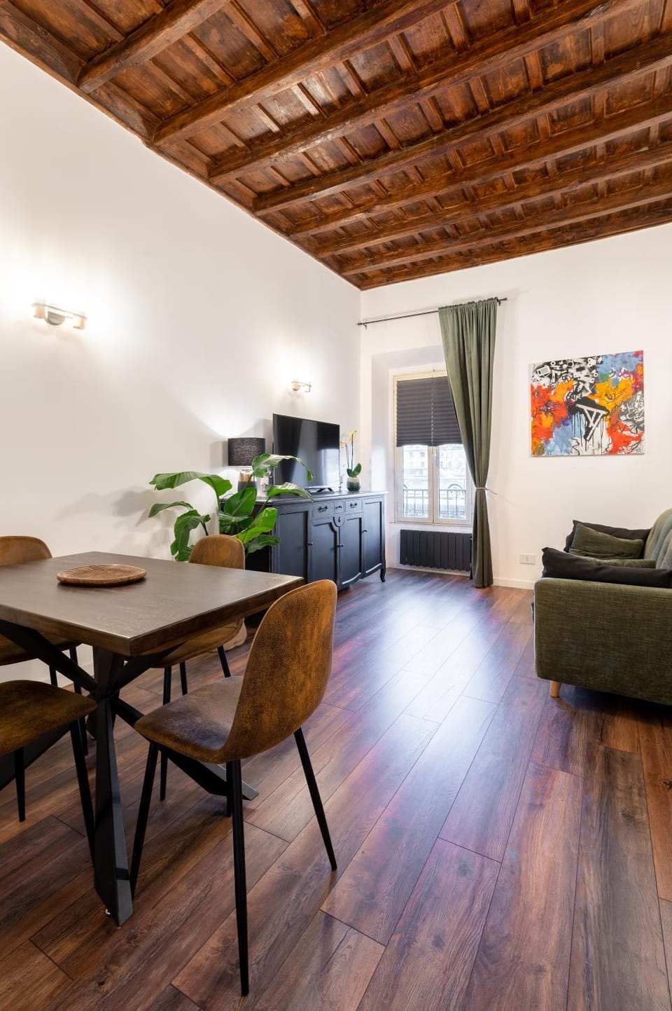 Living room, Seating area, Dining area