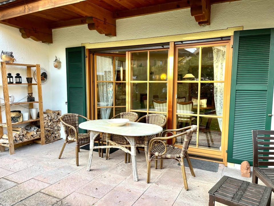 Balcony/Terrace, Seating area