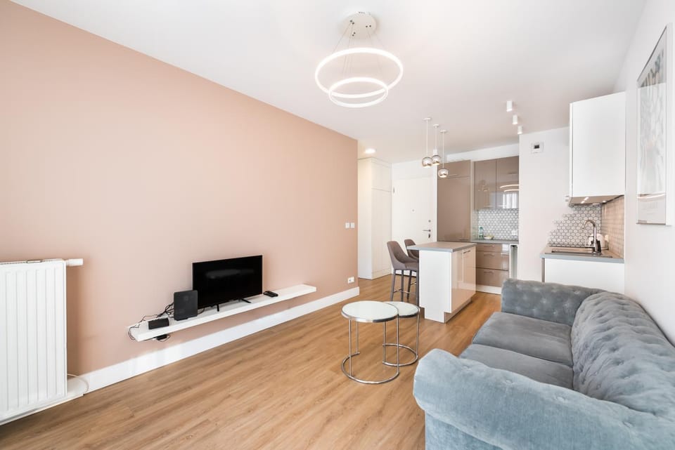 TV and multimedia, Kitchen or kitchenette, Living room, Seating area, Evening entertainment