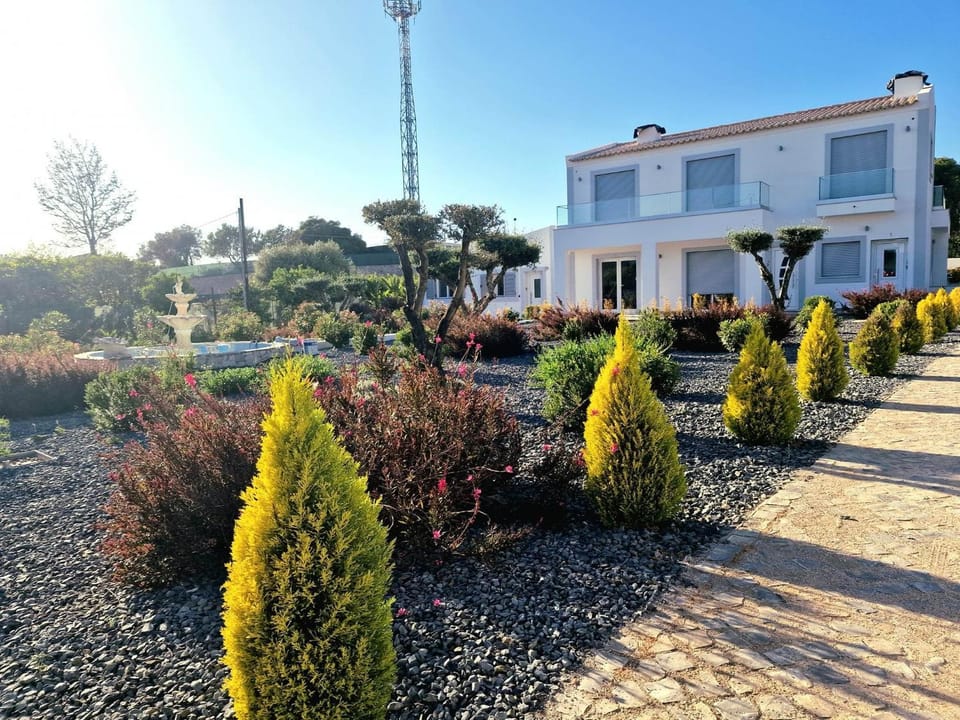Property building, Spring, Garden