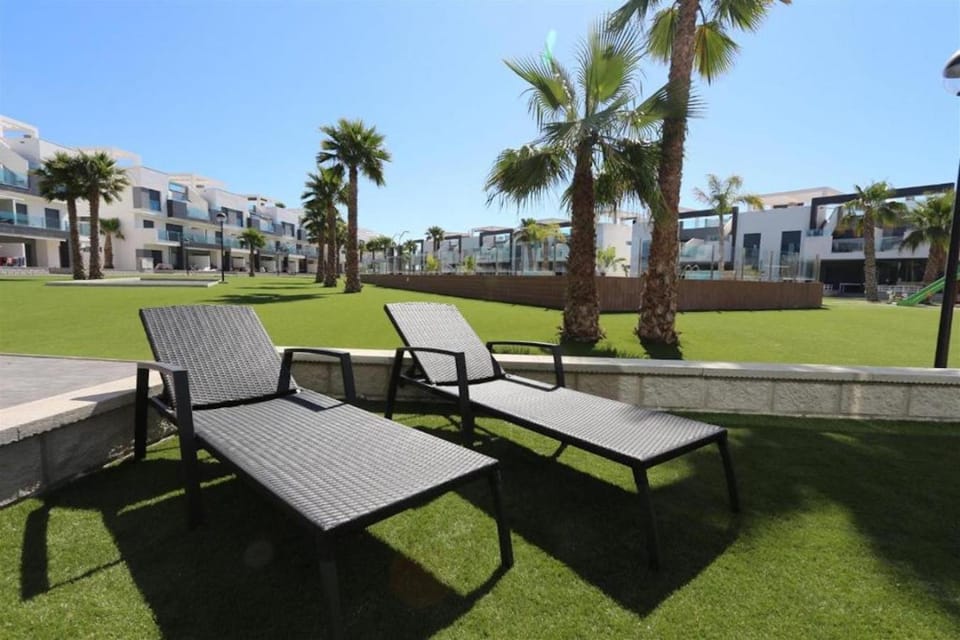 Garden, Balcony/Terrace