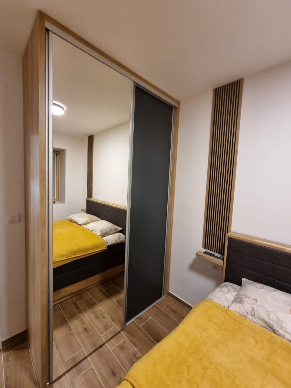 Bedroom, wardrobe