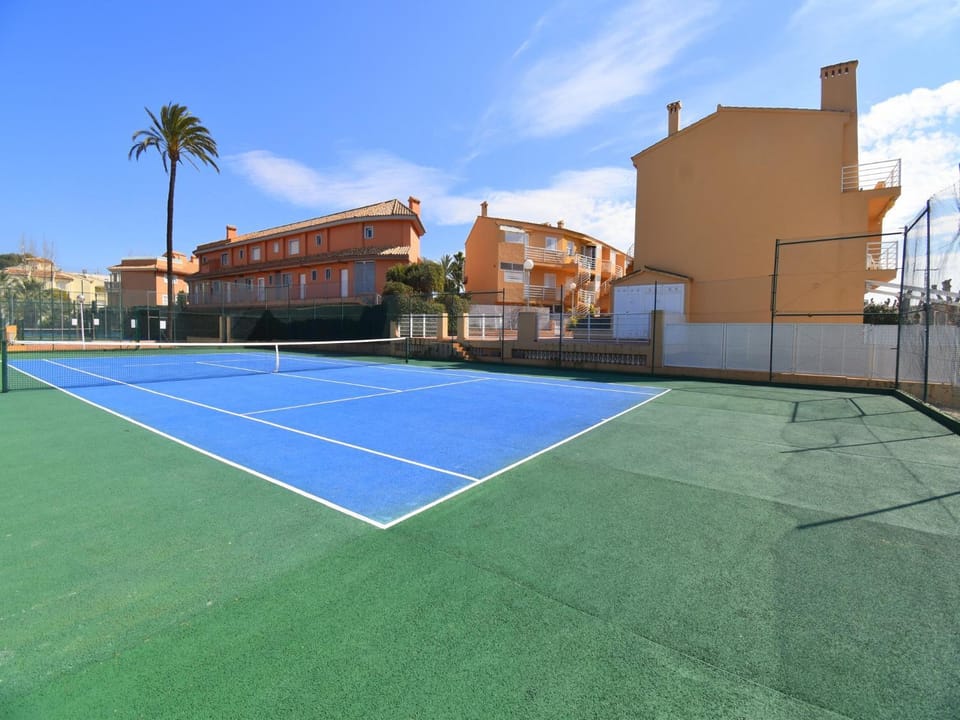 Tennis court
