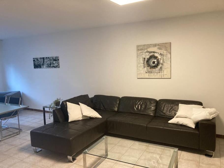 Superbe appartement lumineux et spacieux Apartment in Antwerp