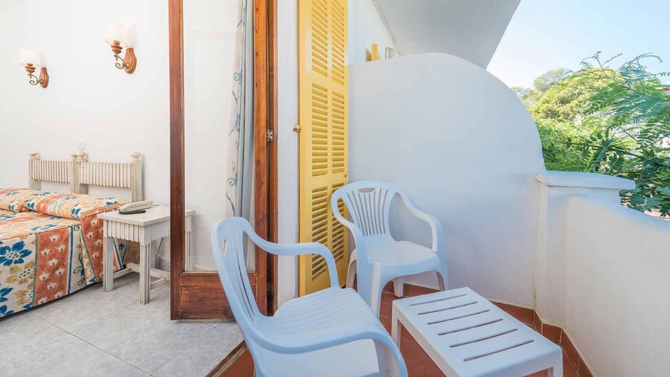 Balcony/Terrace, Photo of the whole room