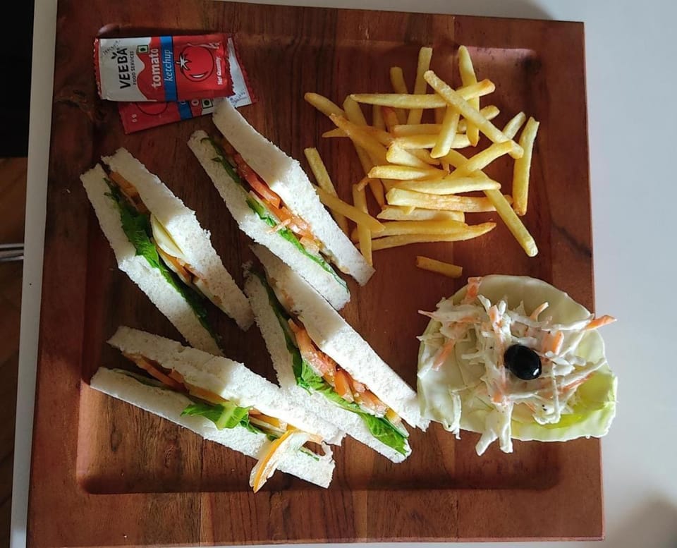 Restaurant/places to eat, Food and drinks, Food, Breakfast, Continental breakfast, Lunch