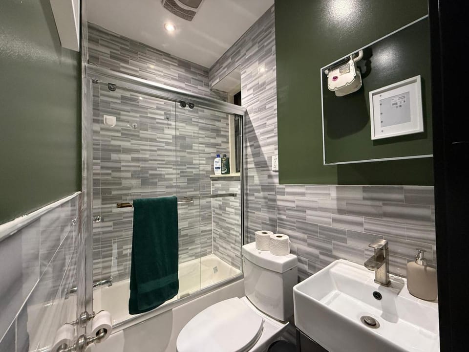 Central Living at Columbia university Apartment in Upper West Side