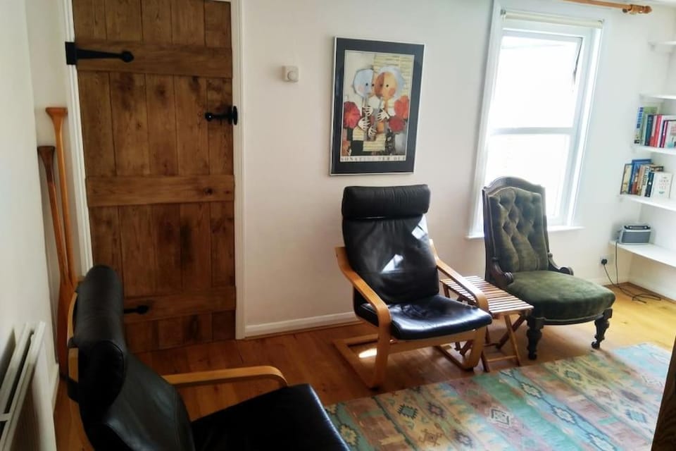 Welcoming cottage in Chichester near City Centre House in Chichester