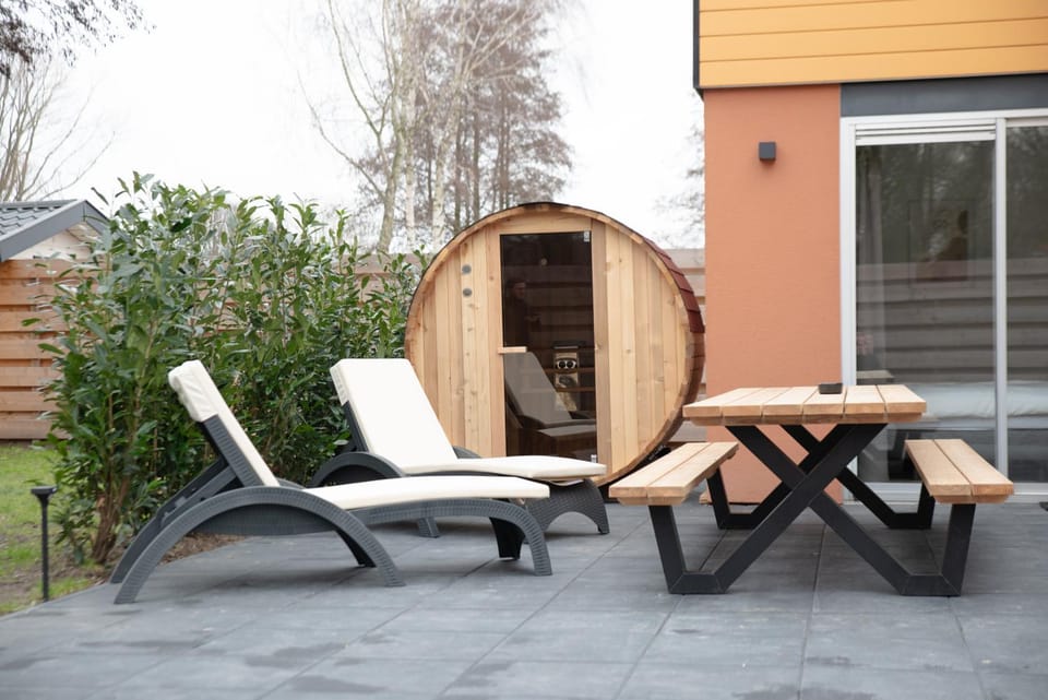 Sauna, Spa and wellness centre/facilities, sunbed