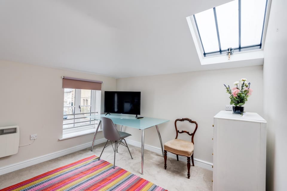 TV and multimedia, Bedroom