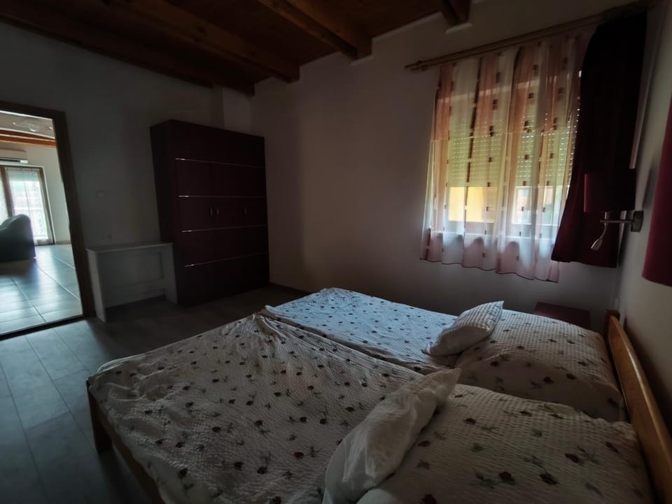 Vitorlás villa, emelet Apartment in Hungary