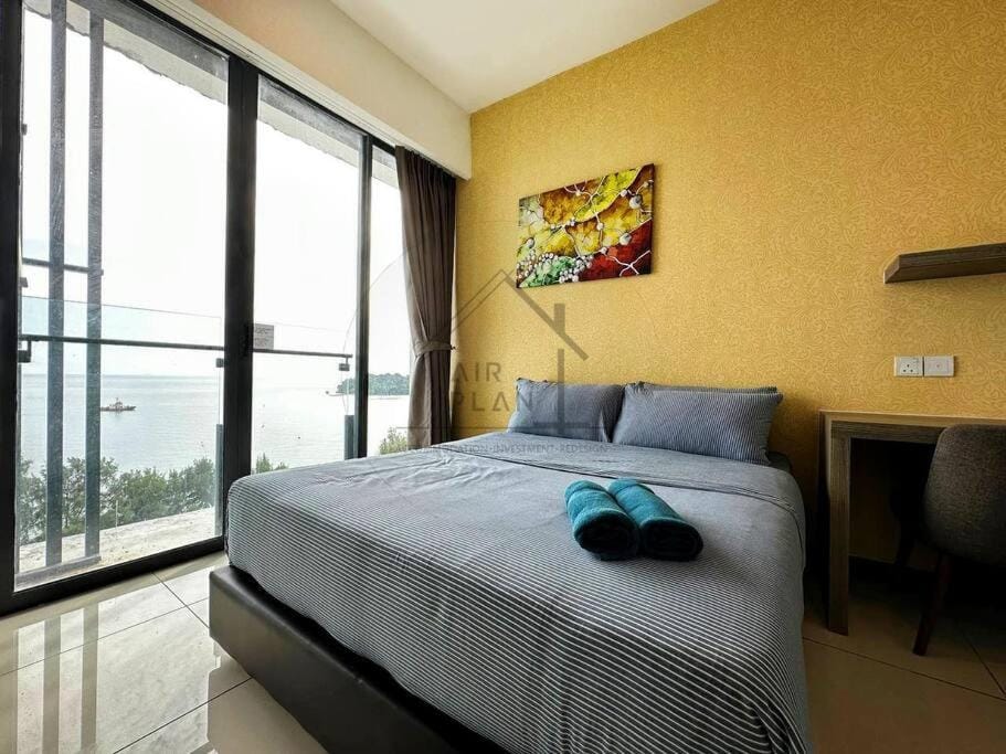 Photo of the whole room, Bedroom, Sea view, Sea view