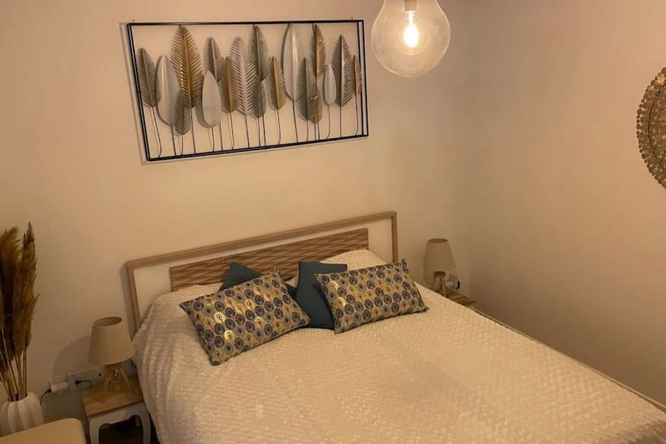 Le cocon Balnéo Apartment in Bourgogne-Franche-Comté