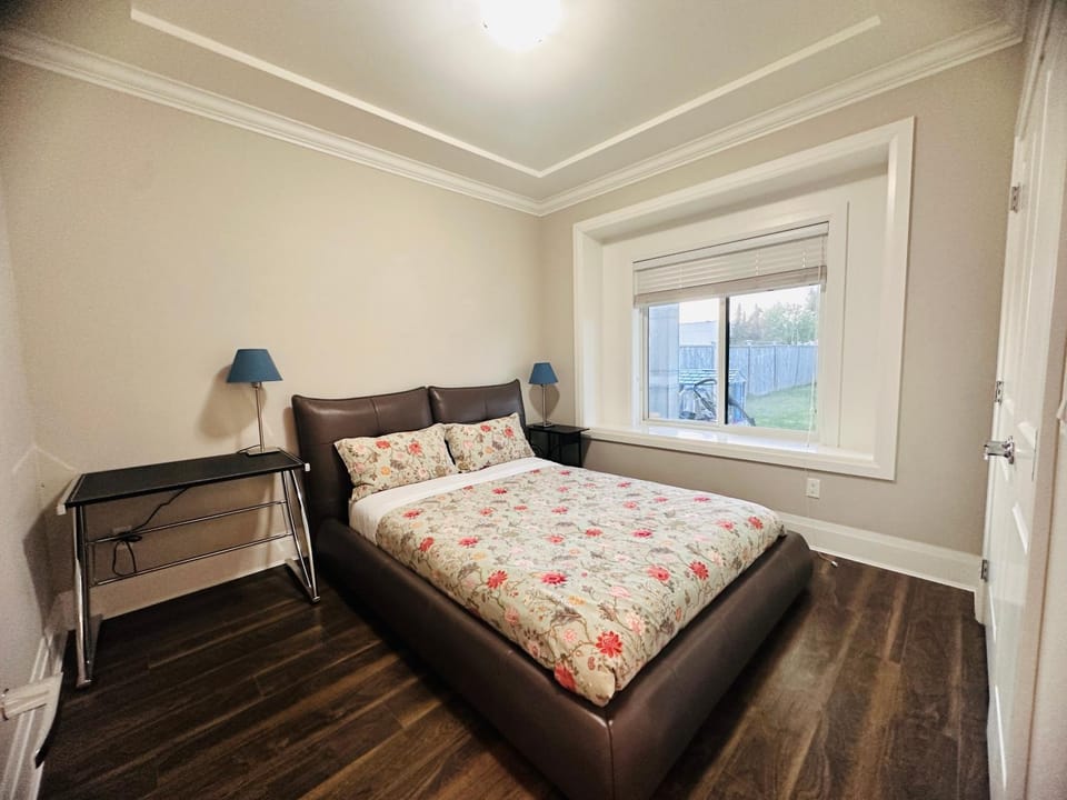 鳥巢2睡房民宿 Vacation rental in Richmond