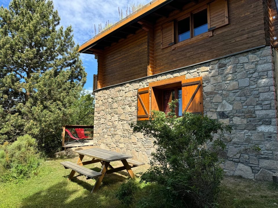 CHALET CAPRICES DES CIMES Chalet in Bolquère