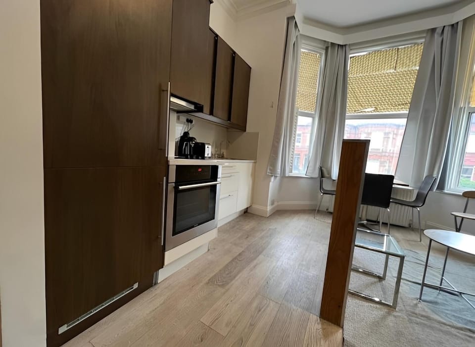 Nice studio Shepherd's Bush London near everything Apartment in London