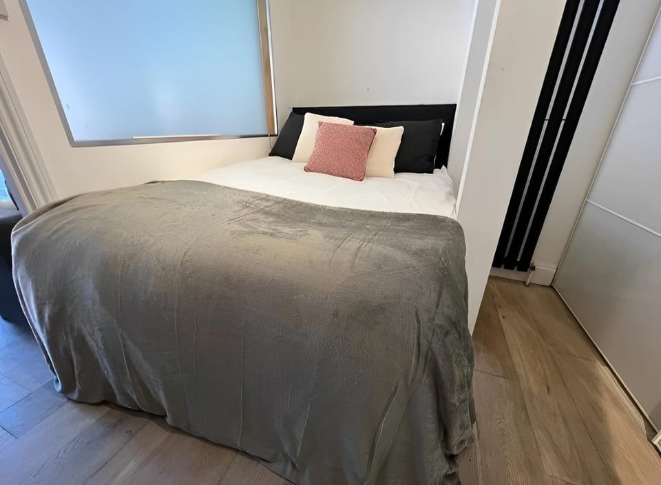 Nice studio Shepherd's Bush London near everything Apartment in London