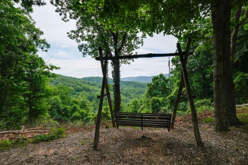 Christiansburg Home ~ 12 Mi to Virginia Tech! House in Virginia