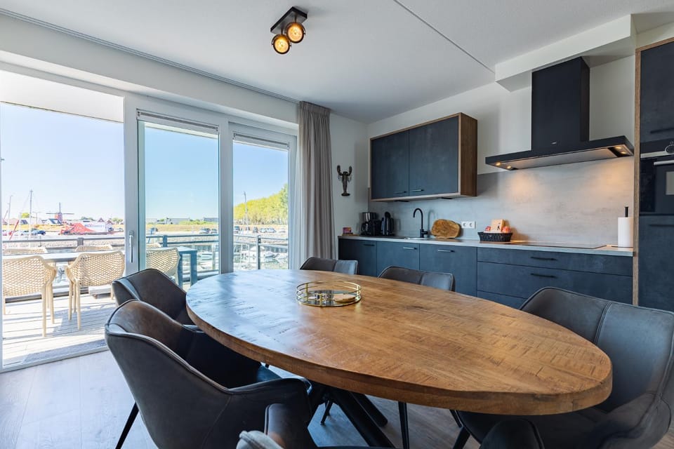 Vakantiewoning aan het strand - tuin en terras met haven- & zeezicht - Vista Maris - Nr 14 Apartment in Zeeland, Netherlands